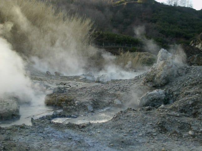 Fumarole_a_sasso_pisano (648 x 486)