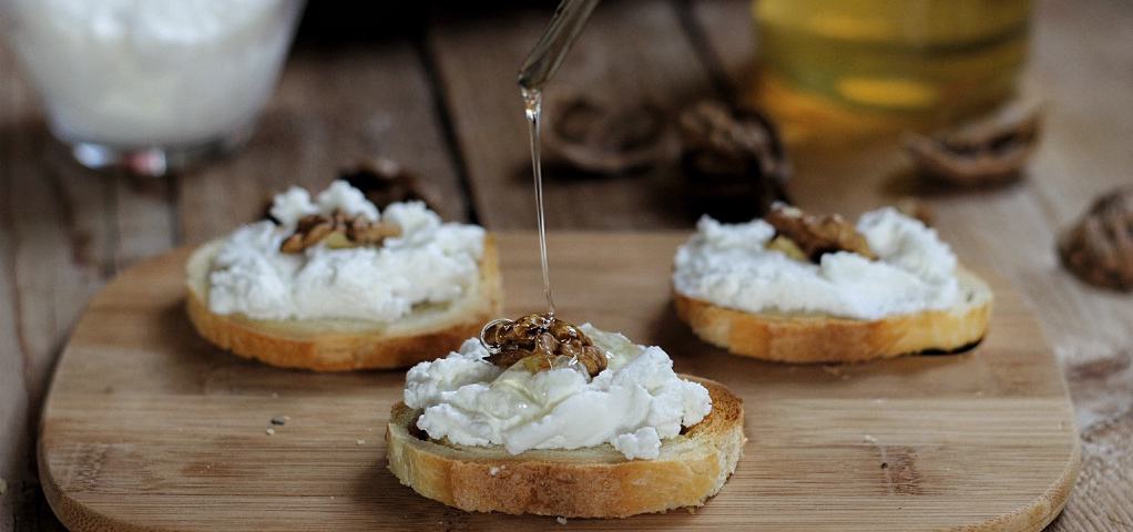 crostini-ricotta